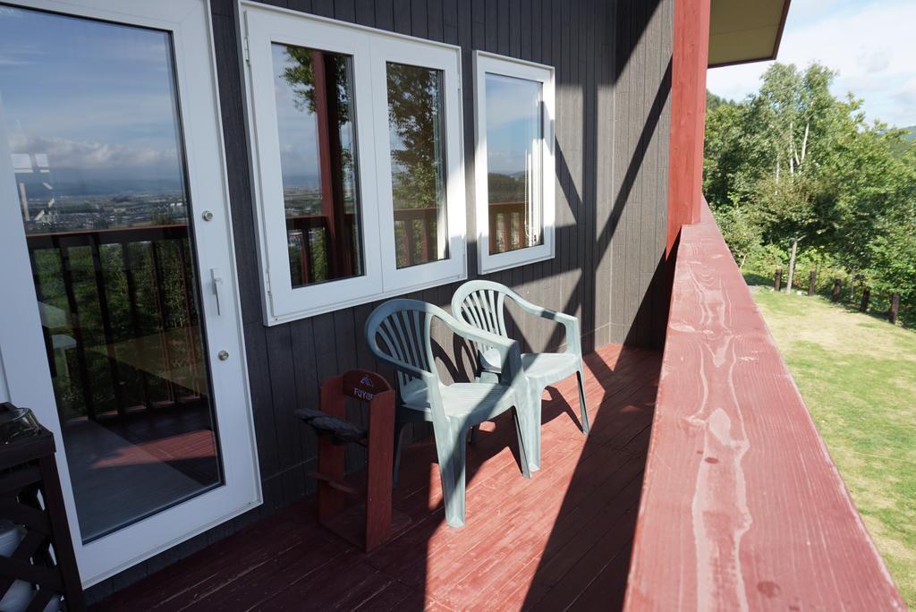 Chalet Fuyuri Furano Exterior photo