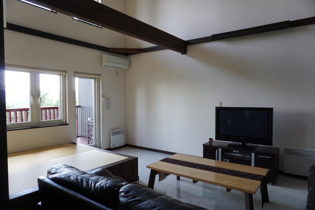 Chalet Fuyuri Furano Exterior photo